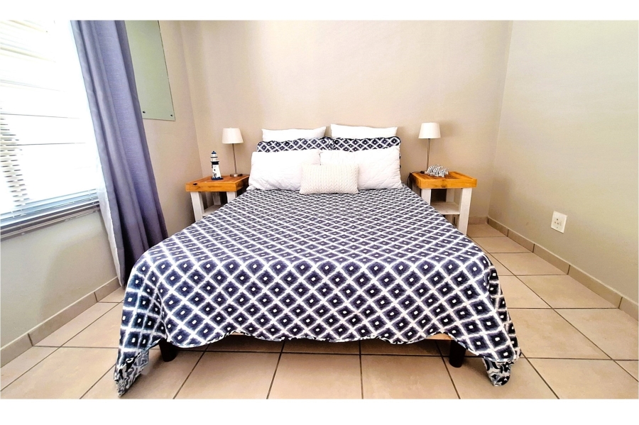 3 Bedroom Property for Sale in Hannasbaai Western Cape